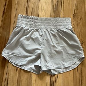 Nike One Dri-FIT Ultra High-Waisted 3" Brief-Lined Shorts Lt Iron Ore XL